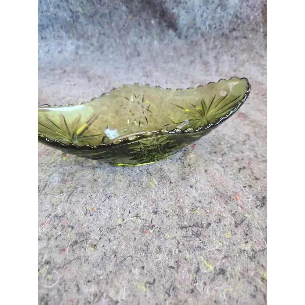 vtg anchor hocking EAPC green banana boat star of david pattern 9.25in